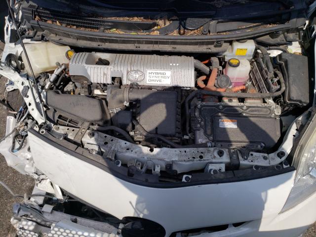 Photo 7 from auction – 2014 TOYOTA PRIUS with VIN JTDKN3DU9E0360481
