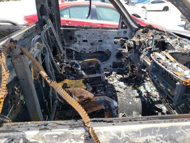 Photo 5 from auction – 2003 GMC NEW SIERRA with VIN 1GTEC14XX3Z357356