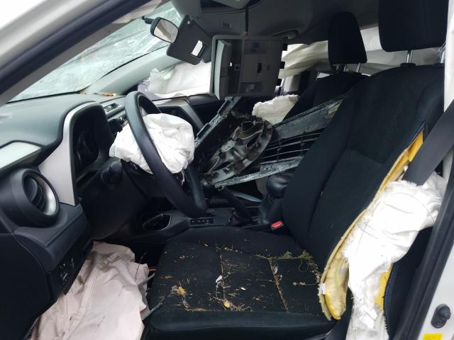 Photo 5 from auction – 2016 TOYOTA RAV4 LE with VIN JTMBFREV9GJ092360
