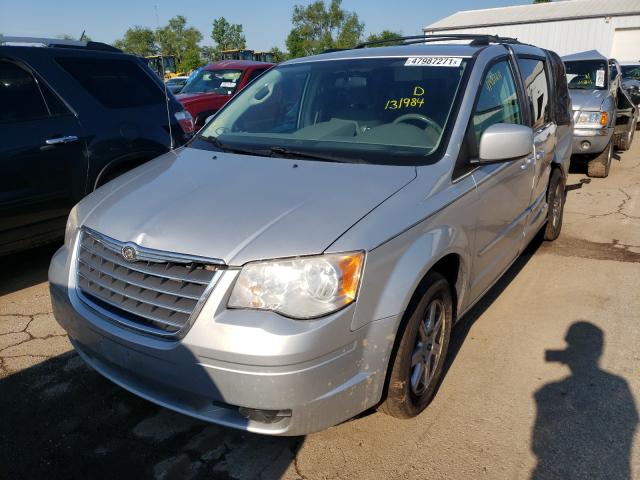 Photo 2 from auction – 2010 CHRYSLER TOWN & COU with VIN 2A4RR5D1XAR131984
