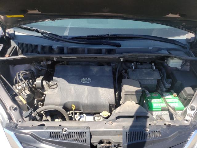 Photo 7 from auction – 2012 TOYOTA SIENNA LE with VIN 5TDKK3DC4CS211793