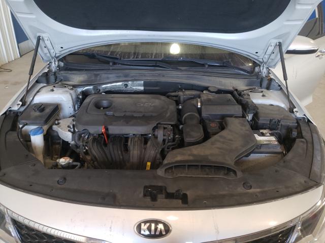 Photo 7 from auction – 2017 KIA OPTIMA LX with VIN 5XXGT4L35HG122558
