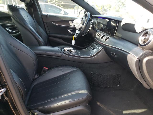 Photo 5 from auction – 2018 MERCEDES-BENZ E 300 with VIN WDDZF4JB7JA335903