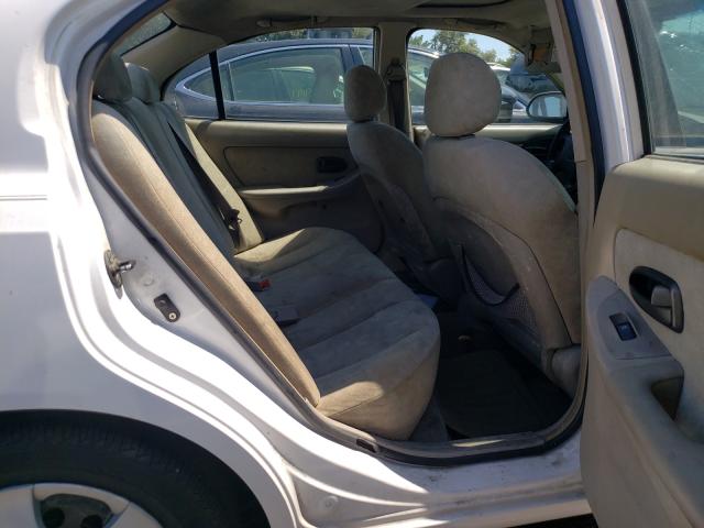 Photo 6 from auction – 2003 HYUNDAI ELANTRA with VIN KMHDN45D33U471011