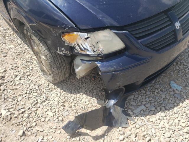 Photo 9 from auction – 2005 DODGE GRAND CARA with VIN 2D4GP44L85R264590