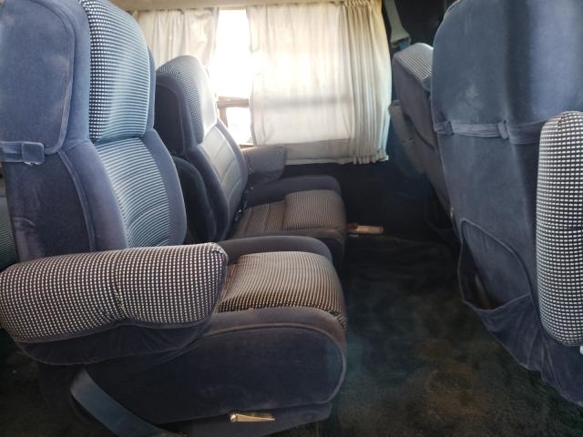 Photo 6 from auction – 1984 CHEVROLET G20 with VIN 1GBEG25H8E7181119