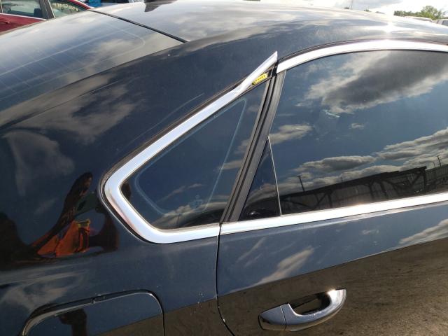 Photo 9 from auction – 2015 VOLKSWAGEN PASSAT with VIN 1VWBT7A39FC002108