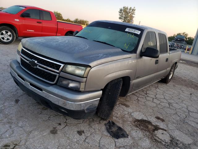 Photo 2 from auction – 2006 CHEVROLET SILVERADO with VIN 2GCEC13TX61148260