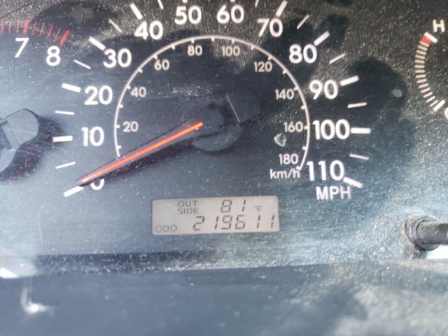 Photo 3 from auction – 2005 TOYOTA COROLLA CE with VIN 1NXBR32E85Z460026