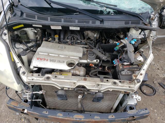 Photo 7 from auction – 2005 TOYOTA SIENNA XLE with VIN 5TDBA22C35S033149