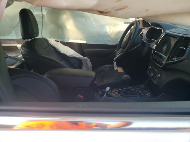 Photo 5 from auction – 2019 JEEP CHEROKEE L with VIN 1C4PJMDX9KD158195