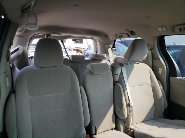 Photo 6 from auction – 2017 TOYOTA SIENNA LE with VIN 5TDKZ3DC0HS818678