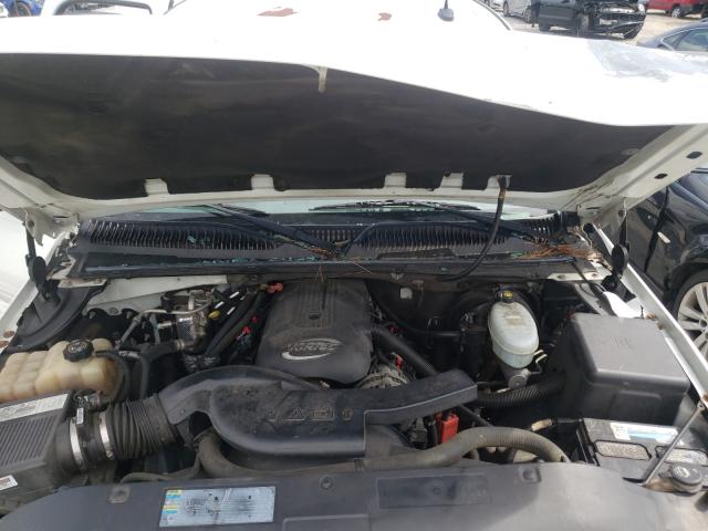 Photo 7 from auction – 2003 GMC YUKON with VIN 1GKEC13Z93J338271