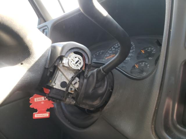 Photo 9 from auction – 2004 CHEVROLET K2500HD SI with VIN 1GCHK29U84E382754