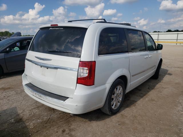 Photo 4 from auction – 2016 CHRYSLER TOWN & COU with VIN 2C4RC1BG2GR268045