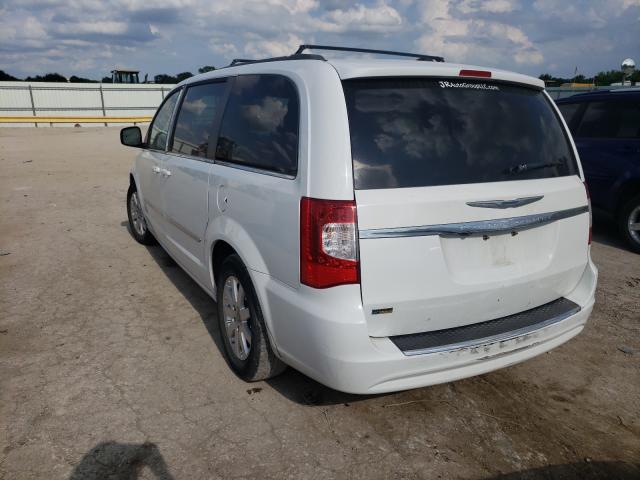 Photo 3 from auction – 2016 CHRYSLER TOWN & COU with VIN 2C4RC1BG2GR268045