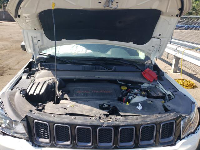 Photo 7 from auction – 2019 JEEP COMPASS TR with VIN 3C4NJDDB3KT805759