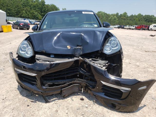 Photo 9 from auction – 2017 PORSCHE CAYENNE with VIN WP1AA2A26HKA91089