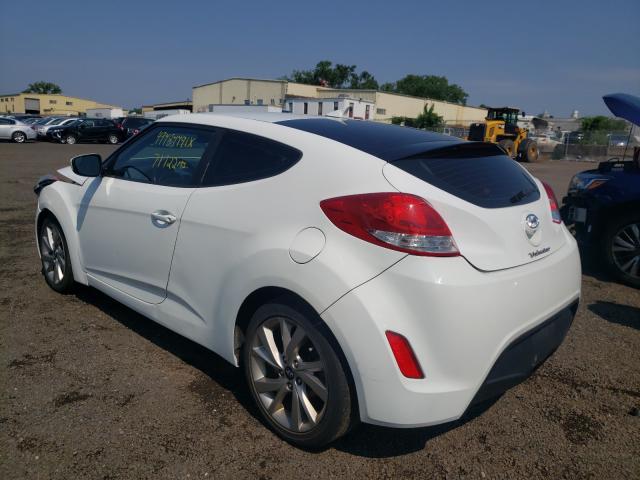 Photo 3 from auction – 2017 HYUNDAI VELOSTER with VIN KMHTC6AD5HU304787