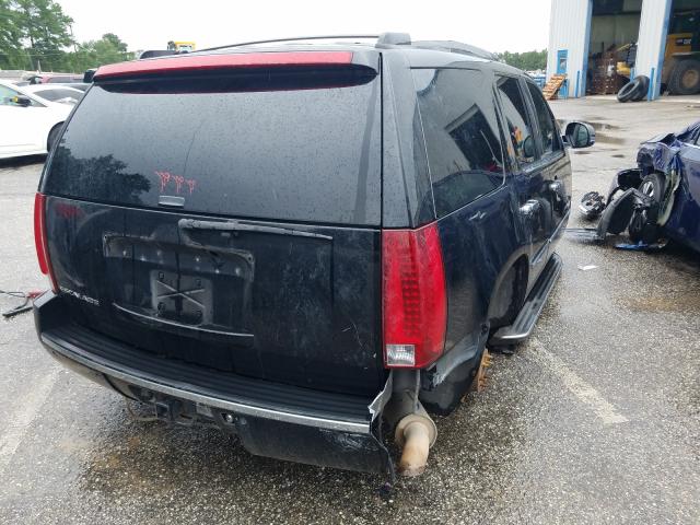 Photo 4 from auction – 2007 CADILLAC ESCALADE L with VIN 1GYFK63807R147329