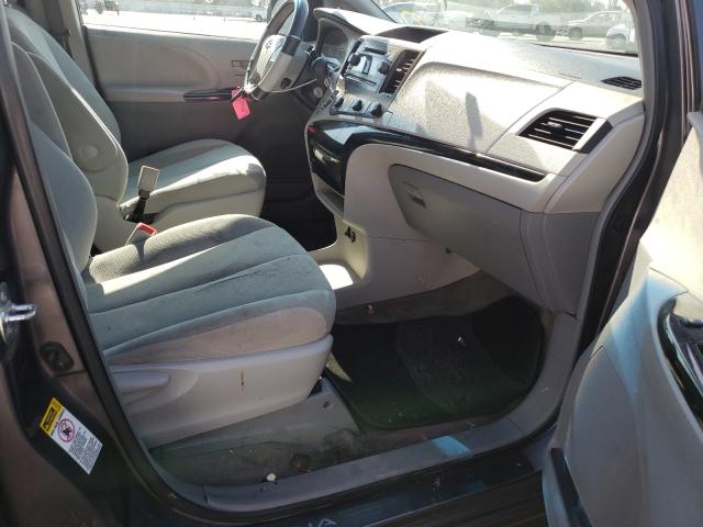 Photo 5 from auction – 2013 TOYOTA SIENNA with VIN 5TDZK3DC1DS361988