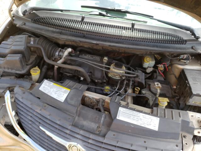 Photo 7 from auction – 2004 CHRYSLER TOWN & COU with VIN 2C4GP44R84R594357