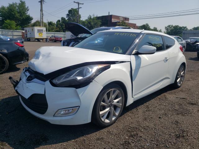 Photo 2 from auction – 2017 HYUNDAI VELOSTER with VIN KMHTC6AD5HU304787