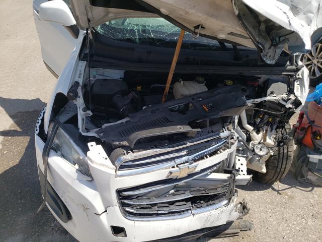 Photo 7 from auction – 2015 CHEVROLET TRAX LS with VIN KL7CJKSB5FB082872