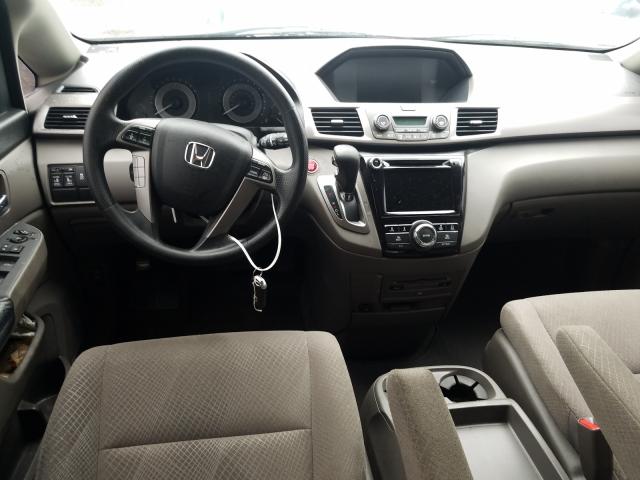 Photo 9 from auction – 2016 HONDA ODYSSEY SE with VIN 5FNRL5H32GB100378