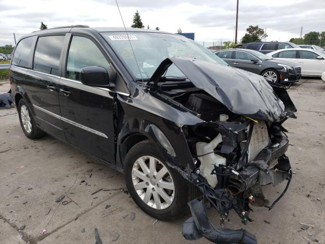 CHRYSLER TOWN & COU 2015 with VIN 2C4RC1BG0FR547525 - Photo from auction
