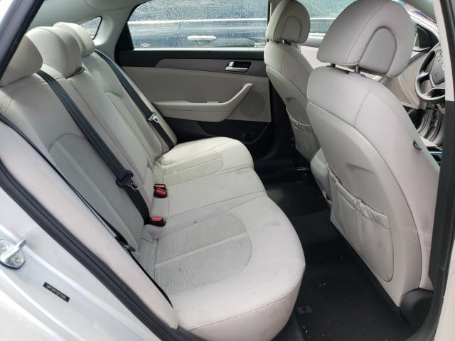 Photo 6 from auction – 2017 HYUNDAI SONATA SE with VIN 5NPE24AF7HH575883