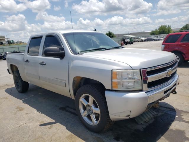 CHEVROLET SILVERADO 2011 with VIN 3GCPKREAXBG198129 - Photo from auction