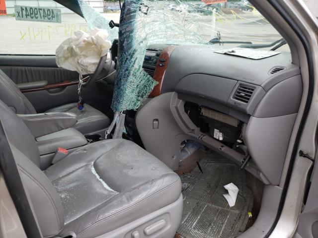 Photo 5 from auction – 2005 TOYOTA SIENNA XLE with VIN 5TDBA22C35S033149