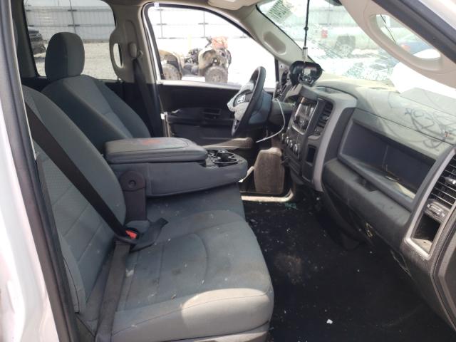 Photo 5 from auction – 2019 RAM 1500 CLASS with VIN 1C6RR7FGXKS598039