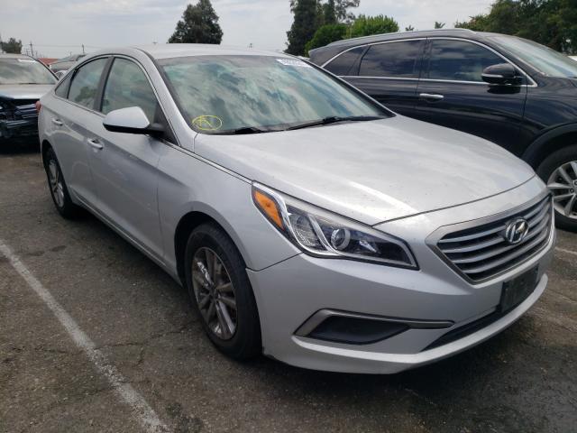 HYUNDAI SONATA SE 2017 with VIN 5NPE24AF7HH575883 - Photo from auction
