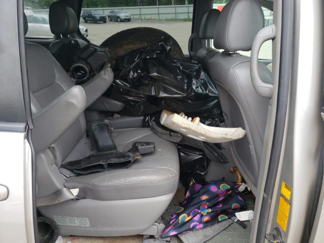 Photo 6 from auction – 2005 TOYOTA SIENNA XLE with VIN 5TDBA22C35S033149
