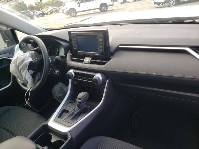 Photo 9 from auction – 2021 TOYOTA RAV4 LE with VIN 2T3H1RFVXMC112928