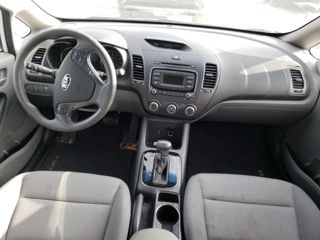 Photo 9 from auction – 2018 KIA FORTE LX with VIN 3KPFK4A75JE202767