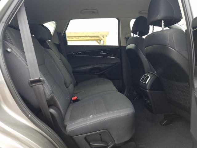 Photo 6 from auction – 2017 KIA SORENTO LX with VIN 5XYPG4A3XHG323200