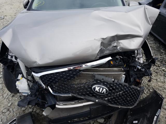 Photo 7 from auction – 2017 KIA SORENTO LX with VIN 5XYPG4A3XHG323200
