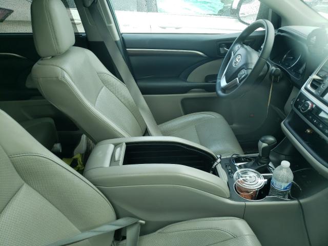 Photo 5 from auction – 2016 TOYOTA HIGHLANDER with VIN 5TDDKRFH7GS248699