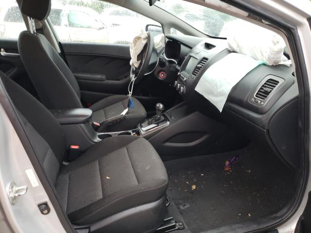 Photo 5 from auction – 2018 KIA FORTE LX with VIN 3KPFL4A70JE214533