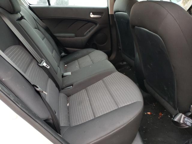 Photo 6 from auction – 2018 KIA FORTE LX with VIN 3KPFL4A70JE214533