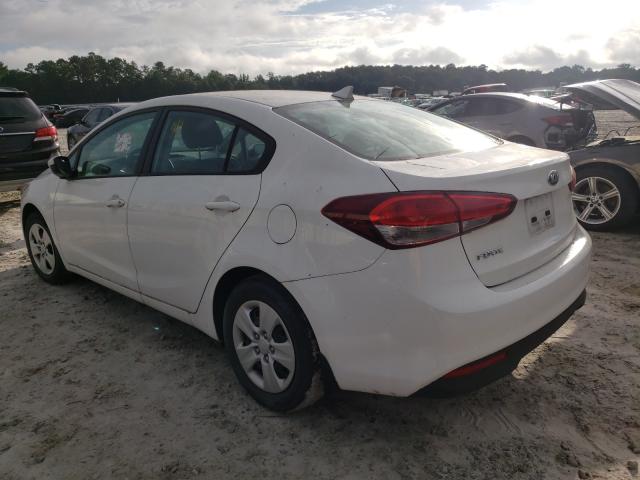 Photo 3 from auction – 2018 KIA FORTE LX with VIN 3KPFK4A75JE202767