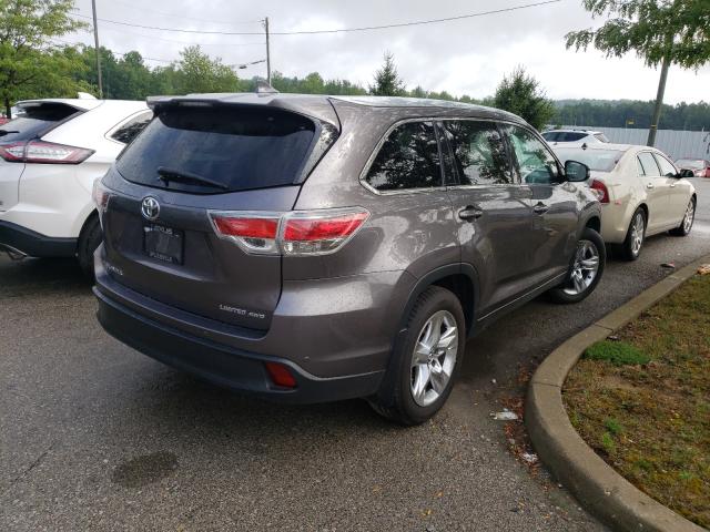 Photo 4 from auction – 2016 TOYOTA HIGHLANDER with VIN 5TDDKRFH7GS248699