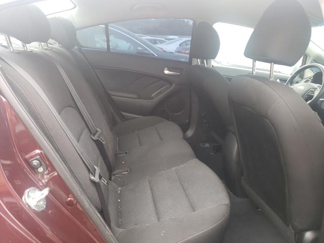 Photo 6 from auction – 2018 KIA FORTE LX with VIN 3KPFK4A73JE281775