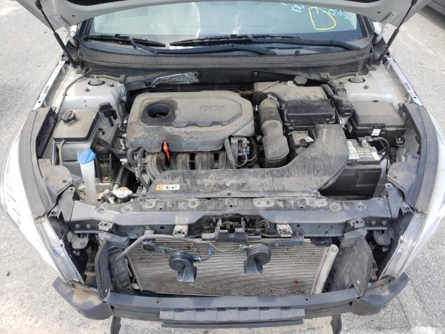 Photo 7 from auction – 2016 HYUNDAI SONATA SE with VIN 5NPE24AF9GH383718