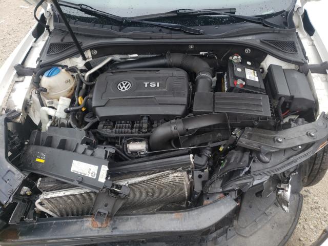 Photo 7 from auction – 2015 VOLKSWAGEN PASSAT SE with VIN 1VWBS7A35FC073647