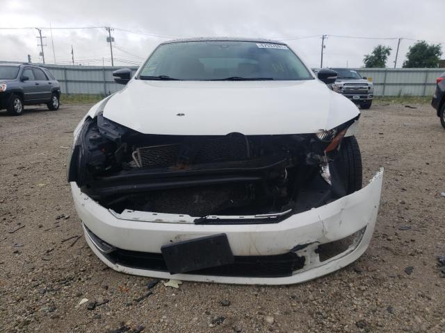 Photo 9 from auction – 2015 VOLKSWAGEN PASSAT SE with VIN 1VWBS7A35FC073647