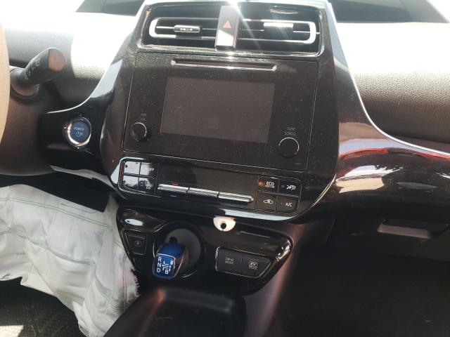 Photo 9 from auction – 2016 TOYOTA PRIUS with VIN JTDKBRFU3G3011195